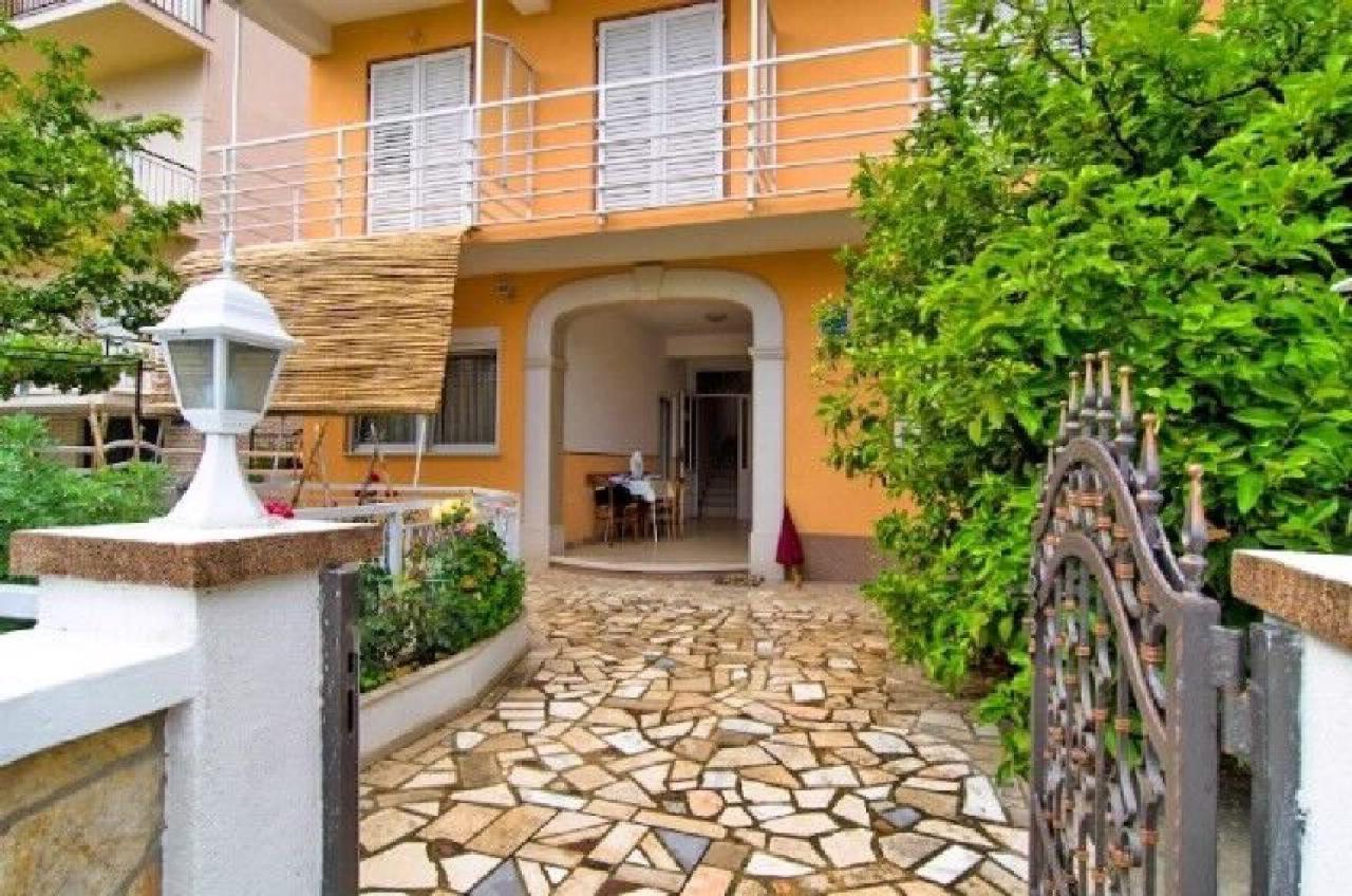 Apartments Josko Gradac  Eksteriør billede